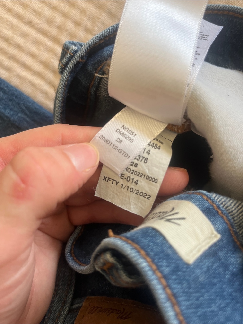 Madewell High-Rise Perfect Vintage Straight Leg Jeans size 28 - Picture 8 of 8